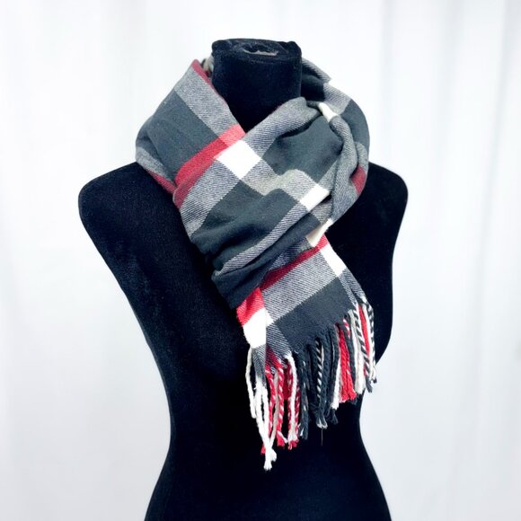 Scottish Cashmere Scarf Made In Scotland Classic Trendy Winter Gear - Picture 3 of 8